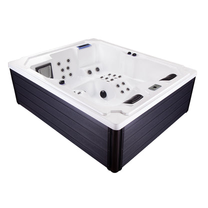 Moana Hot Tub